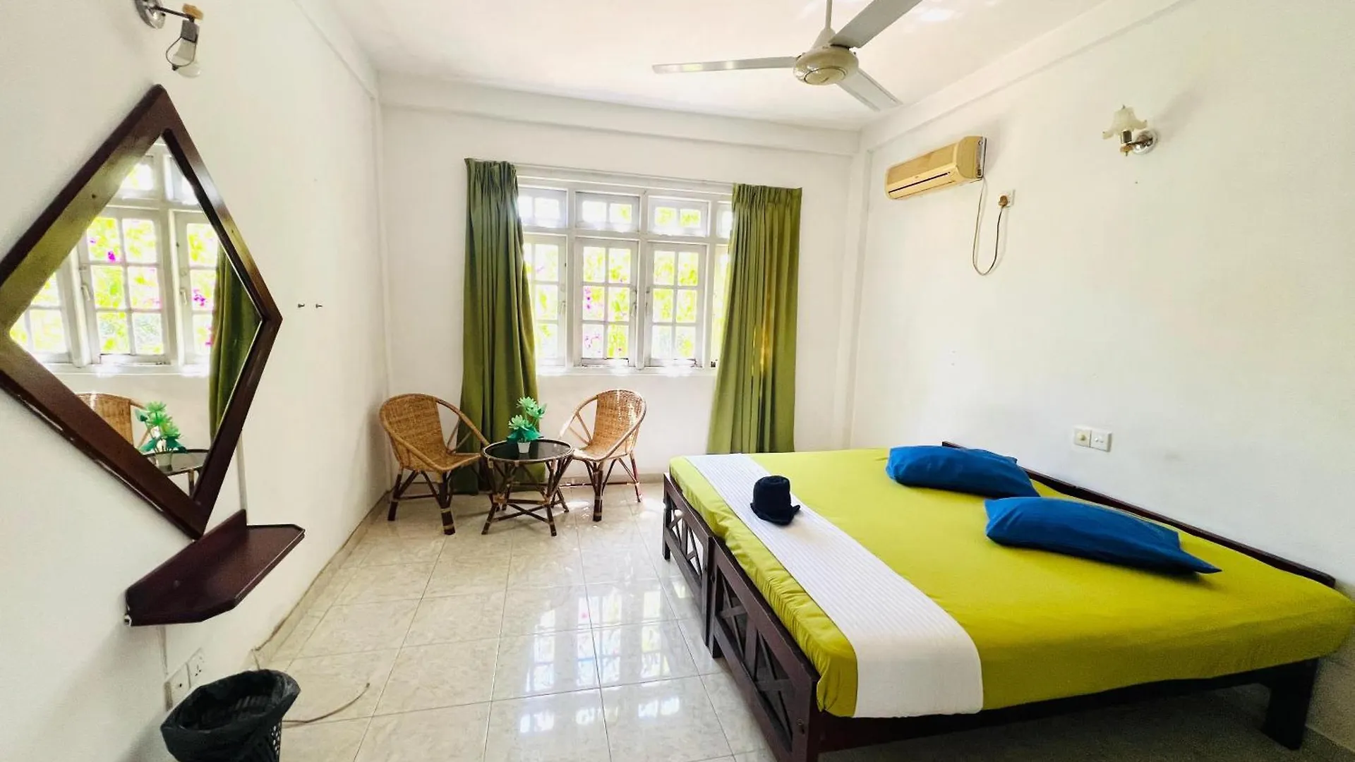 Hotel New Blue Mount View Kandy Sri Lanka